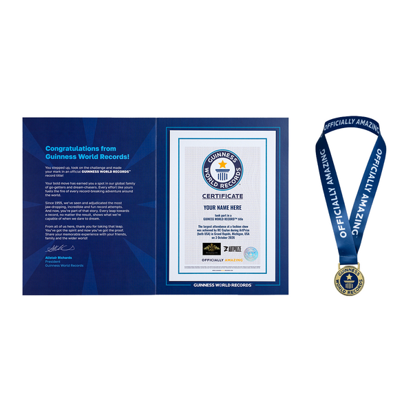 Record Participant Certificate The Largest Attendance at a Fashion Show 